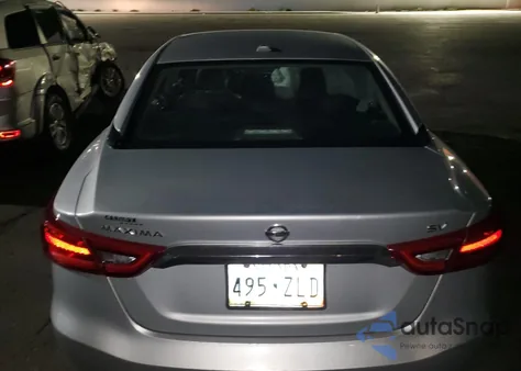 2017 Nissan Maxima 3.5S z USA, uszkodzony, nr VIN 1N4AA6AP6HC371681